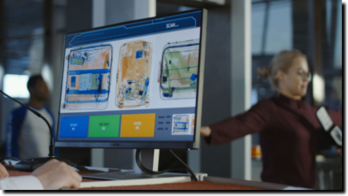 Sicurezza, postazione dello scanner raggi-x per controllo pacchi