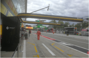 Ingresso della pista davanti ai box a Monza