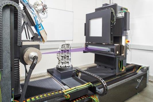 Inpianto tomografico che utilizza sorgente radiogena e Array lineare. Tomografia computerizzata industriale con Array lineare