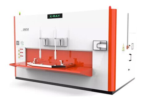 Impianto di radioscopia industriale UNZ 225 per il controllo qualità non distruttivo (CND) ultra-veloce di componenti in lega di zinco, alluminio e plastica.