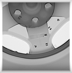 Verifica in Radioscopia su ruota con test di risoluzione